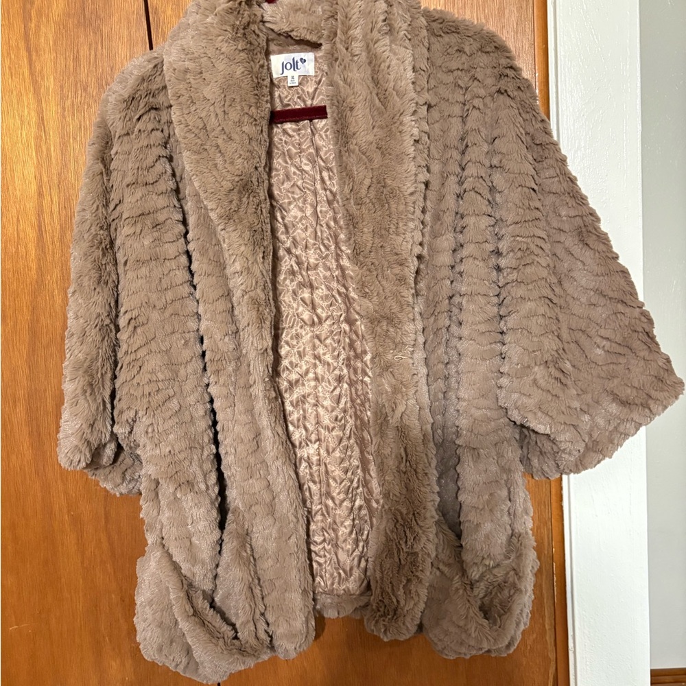 Jolt Plush Faux Fur Coat in Tan